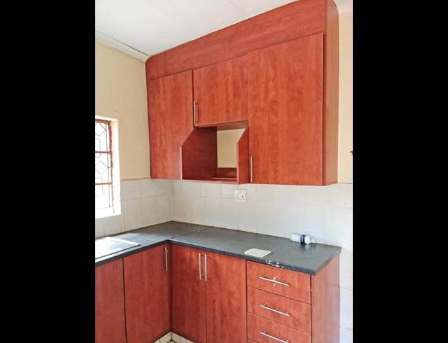 3 BEDROOM HOUSE FOR SALE IN SIBASA